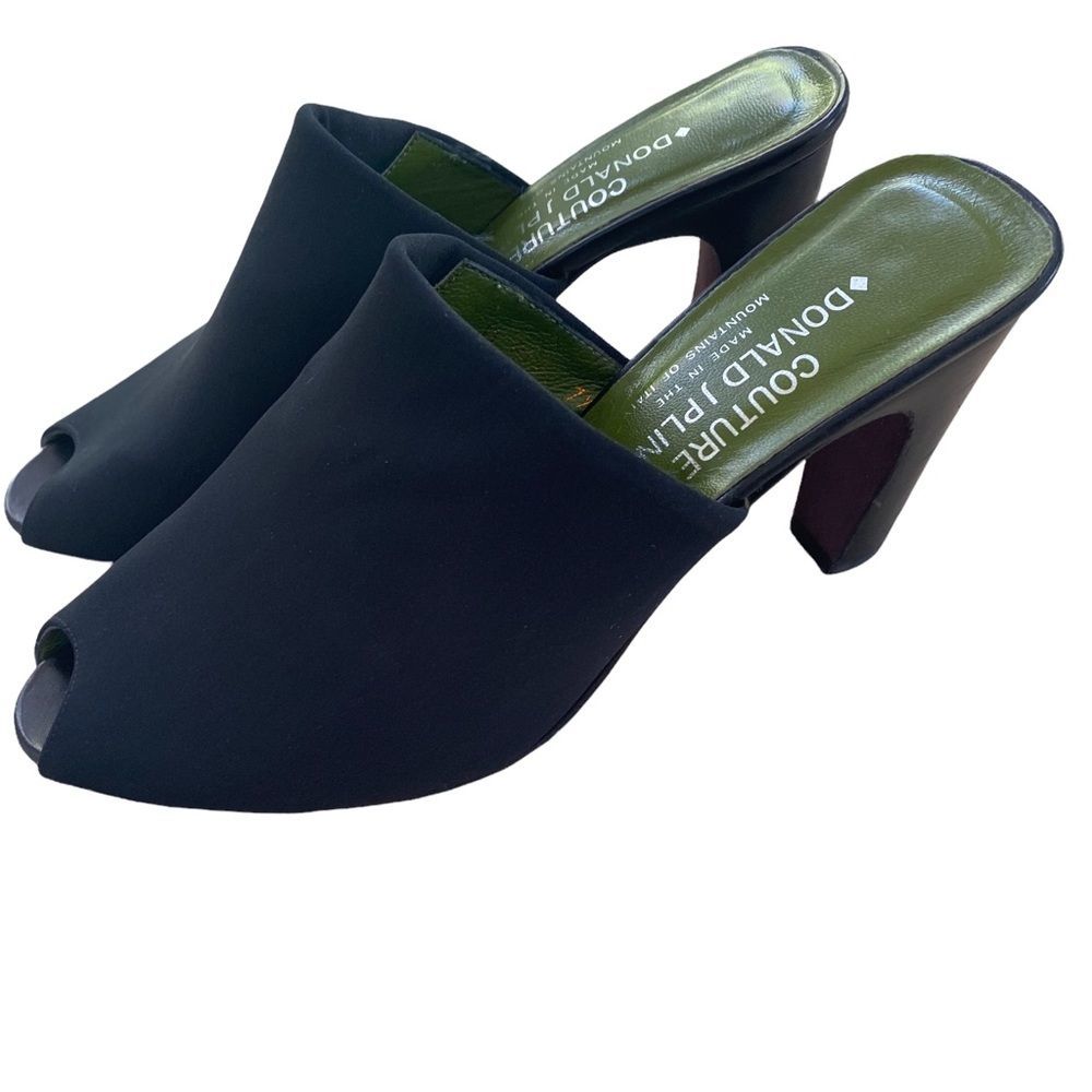 DONALD J PLINER RUE ELLIS MULE HEELS Y2K